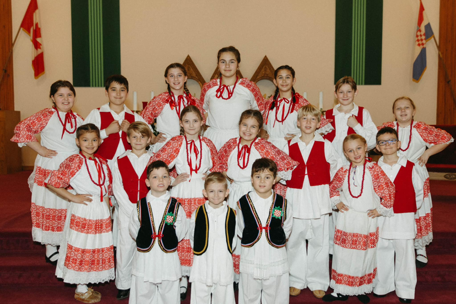 Children in Croatian traditional outfits